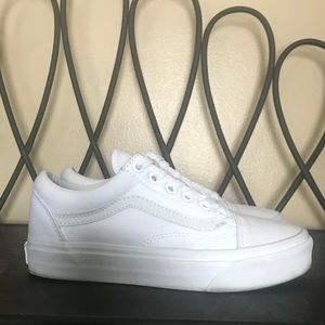 VANS Old Skool Skate Shoes - White/White